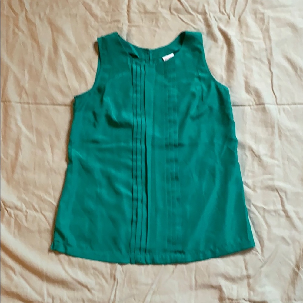 Sleeveless blouse